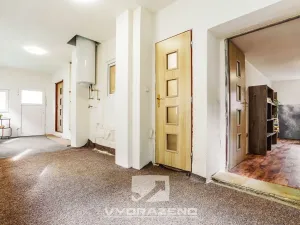 Prodej rodinného domu, Černov, 242 m2