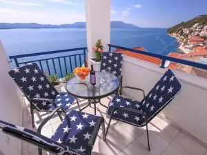 Prodej bytu 4+kk, Komarna, Chorvatsko, 111 m2