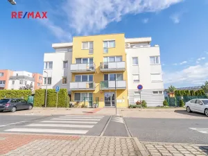 Pronájem bytu 3+kk, Jesenice, V Roháči I., 62 m2