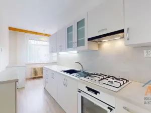 Prodej bytu 3+1, Chomutov, Tomáše ze Štítného, 68 m2