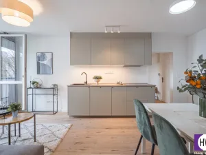 Prodej bytu 4+kk, Praha, Krosenská, 78 m2