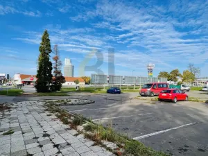 Pronájem komerčního pozemku, Hodonín, Velkomoravská, 3350 m2