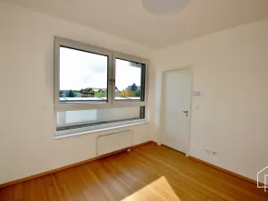 Pronájem bytu 2+kk, Praha - Libuš, Novodvorská, 48 m2