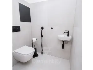 Pronájem bytu 2+kk, Hradec Králové, Komenského, 76 m2