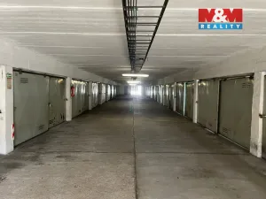 Prodej garáže, Pardubice, kpt. Bartoše, 17 m2