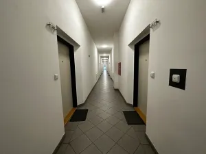 Pronájem bytu 1+kk, Praha - Libeň, Českomoravská, 35 m2