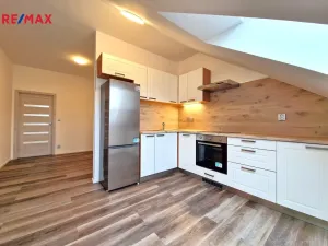 Pronájem bytu 2+1, Lochovice, 96 m2