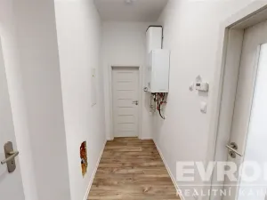 Prodej bytu 2+kk, Žirovnice, Havlíčkovo náměstí, 39 m2