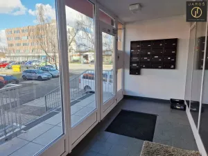 Prodej bytu 2+kk, Kladno, Vašíčkova, 42 m2