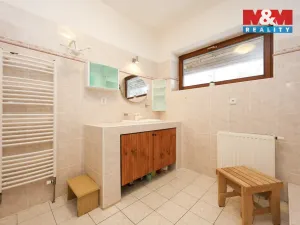 Pronájem rodinného domu, Luká - Střemeníčko, 262 m2