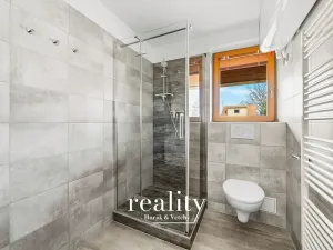 Prodej apartmánu, Jevišovka, 190 m2