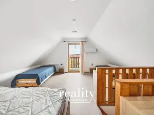 Prodej apartmánu, Jevišovka, 190 m2