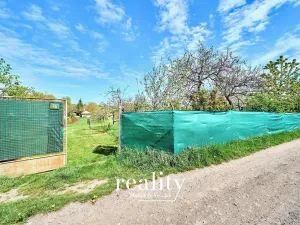 Prodej zahrady, Znojmo, Pražská zahr. C, 1985 m2