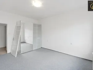 Pronájem bytu 3+1, Praha - Košíře, Vrchlického, 71 m2