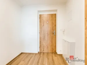Pronájem bytu 1+kk, Brno - Kníničky, Hluboček, 32 m2