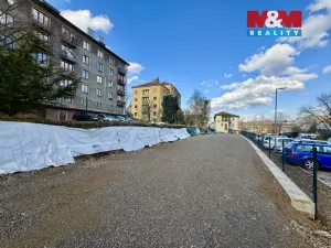 Pronájem garážového stání, Náchod, 13 m2