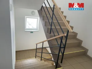 Pronájem kanceláře, Praha, Toužimská, 17 m2