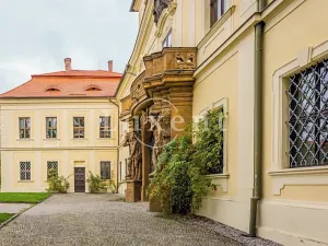 Pronájem domu, Mirošov, náměstí Míru, 1364 m2