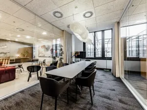 Pronájem kanceláře, Praha, Siemensova, 734 m2