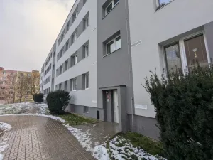 Pronájem bytu 2+1, Klášterec nad Ohří - Miřetice u Klášterce nad Ohří, Pod Stadionem, 54 m2