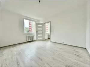 Pronájem bytu 4+1, Ústí nad Labem - Krásné Březno, V Oblouku, 81 m2