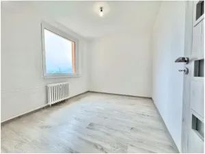 Pronájem bytu 4+1, Ústí nad Labem - Krásné Březno, V Oblouku, 81 m2