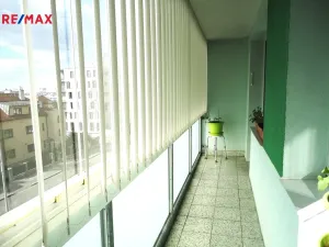 Pronájem bytu 3+1, Praha - Podolí, Kaplická, 56 m2