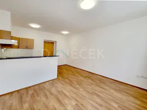 Prodej bytu 1+kk, Polná, Žejdlicova, 36 m2