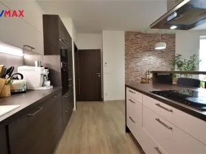Pronájem bytu 2+kk, Olomouc, Janského, 72 m2