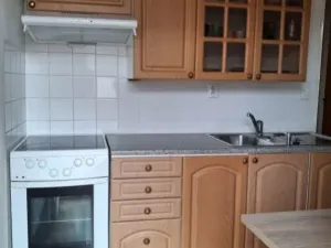 Pronájem bytu 1+1, Karlovy Vary - Drahovice, Karla Čapka, 41 m2