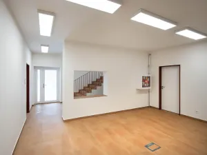 Pronájem kanceláře, Hořín, 420 m2