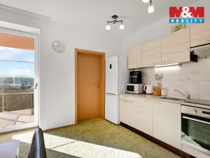 Prodej bytu 2+kk, Liberec - Liberec VI-Rochlice, Nádvorní, 48 m2