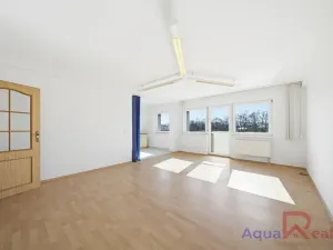 Prodej bytu 4+kk, Karlovy Vary, Okružní, 99 m2