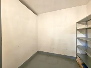 Pronájem komerční, Praha - Letňany, Pavla Beneše, 4 m2