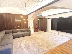 Prodej bytu 1+1, Praha - Smíchov, Janáčkovo nábřeží, 50 m2