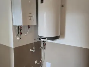 Pronájem bytu 3+1, Lom, nám. Republiky, 103 m2