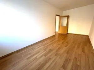 Pronájem bytu 2+kk, Plzeň - Skvrňany, Malesická, 50 m2