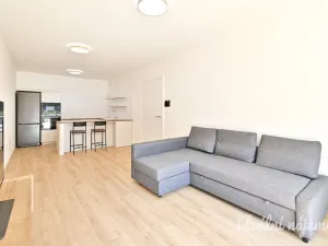 Pronájem bytu 2+kk, Brno, Bystrcká, 57 m2