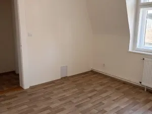 Pronájem bytu 3+1, Liberec, Komenského, 100 m2