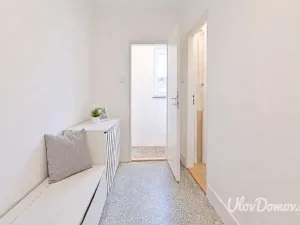 Prodej bytu 2+1, Praha - Dejvice, Šárecká, 56 m2