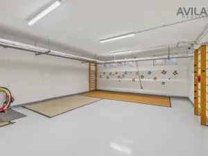 Prodej bytu 3+1, Praha - Lhotka, Mezilesní, 64 m2