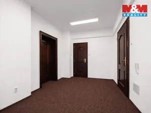 Pronájem kanceláře, Klatovy - Klatovy I, Čs. legií, 66 m2