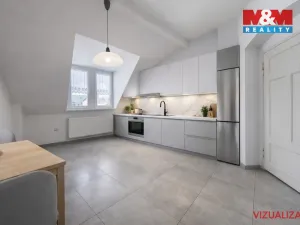 Prodej bytu 4+1, Karlovy Vary, Wolkerova, 146 m2