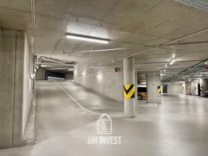 Pronájem garáže, Praha - Strašnice, Ramonova, 15 m2