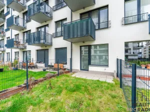 Prodej bytu 1+kk, Praha, Smržových, 30 m2