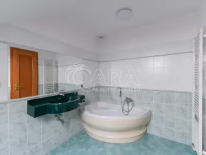 Pronájem bytu 3+1, Praha - Nové Město, Spálená, 127 m2