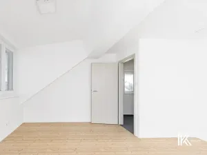 Pronájem kanceláře, Pardubice, Chrudimská, 149 m2