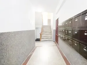 Pronájem bytu 2+kk, Praha - Michle, Nuselská, 56 m2