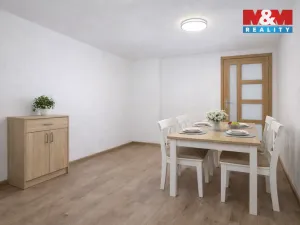 Prodej rodinného domu, Křelovice - Pakoslav, 482 m2