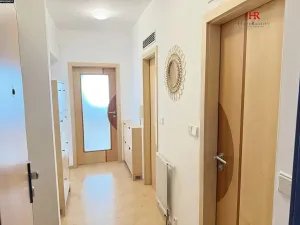 Pronájem bytu 3+kk, Benešov, Dukelská, 74 m2